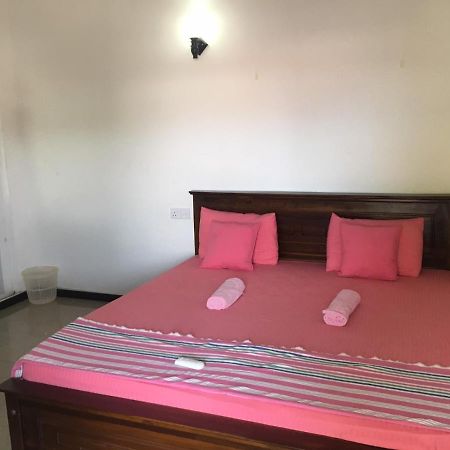 Reshani Guest House نيجومبو المظهر الخارجي الصورة