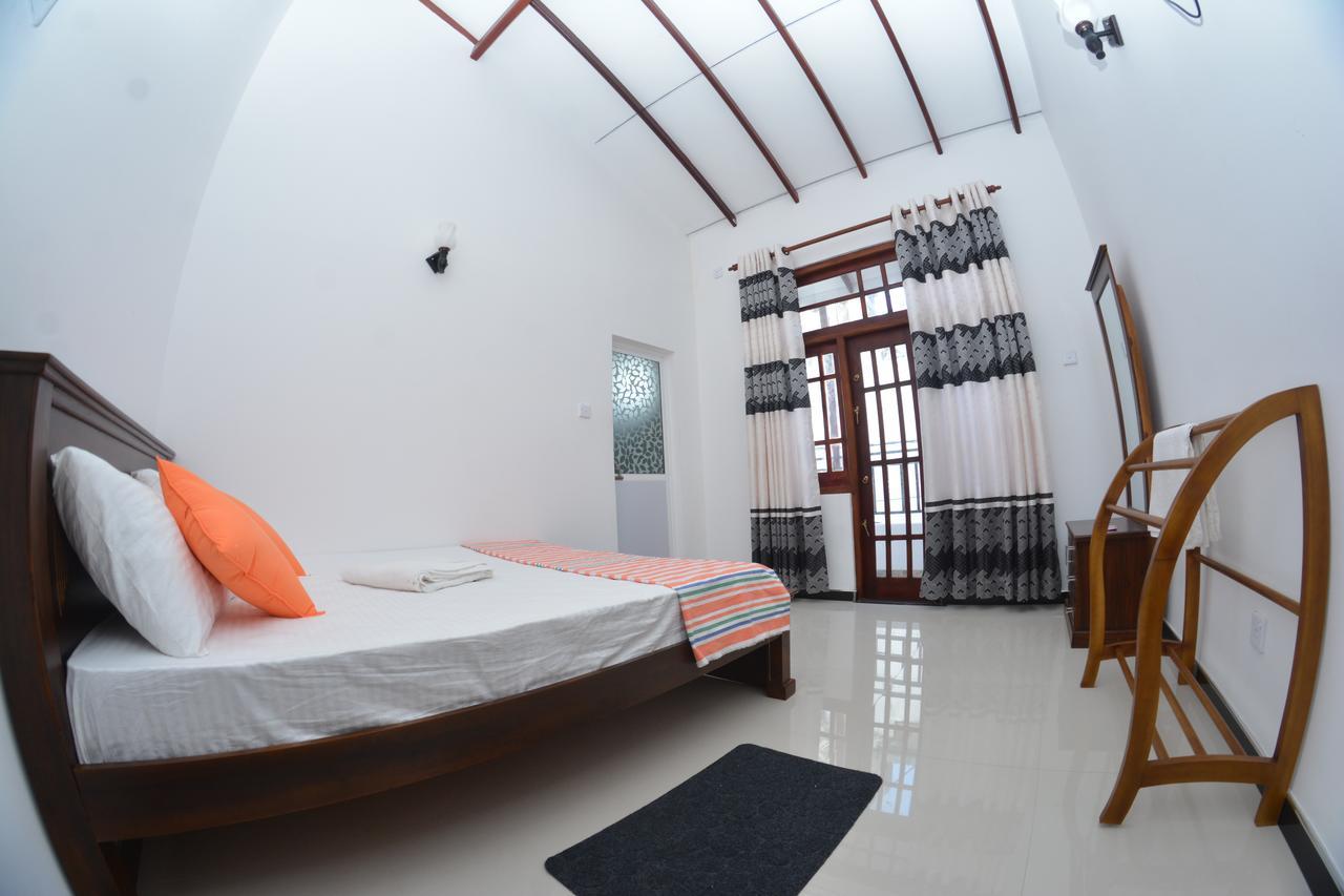 Reshani Guest House نيجومبو المظهر الخارجي الصورة