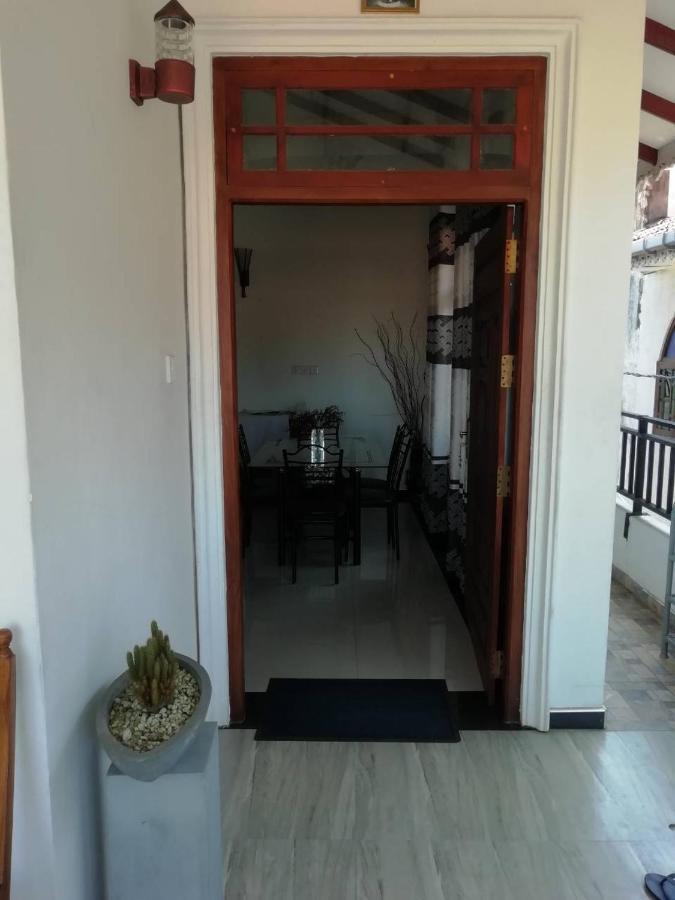 Reshani Guest House نيجومبو المظهر الخارجي الصورة