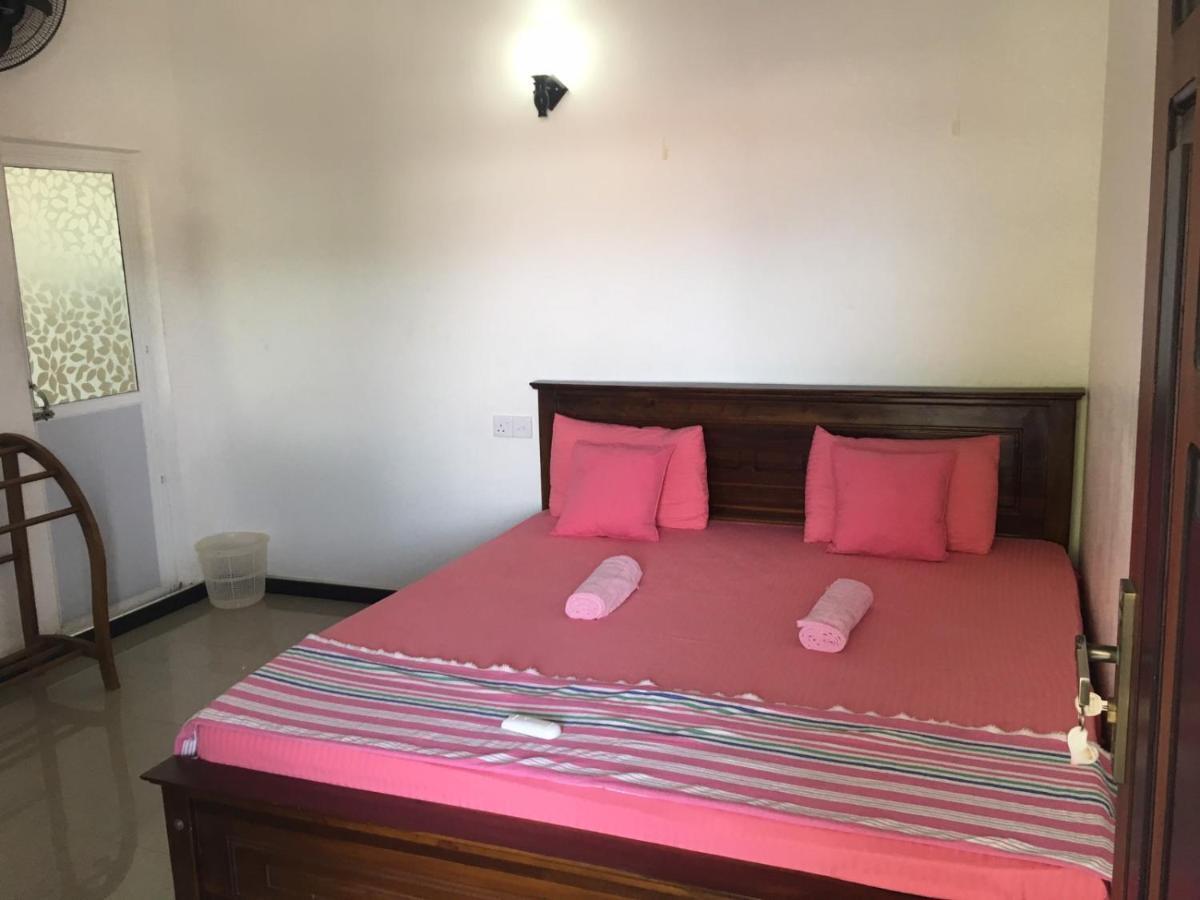 Reshani Guest House نيجومبو المظهر الخارجي الصورة