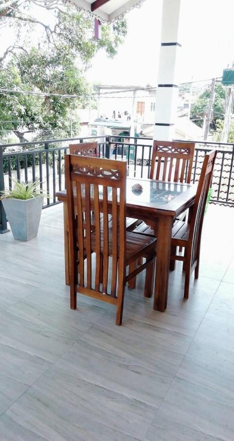Reshani Guest House نيجومبو المظهر الخارجي الصورة